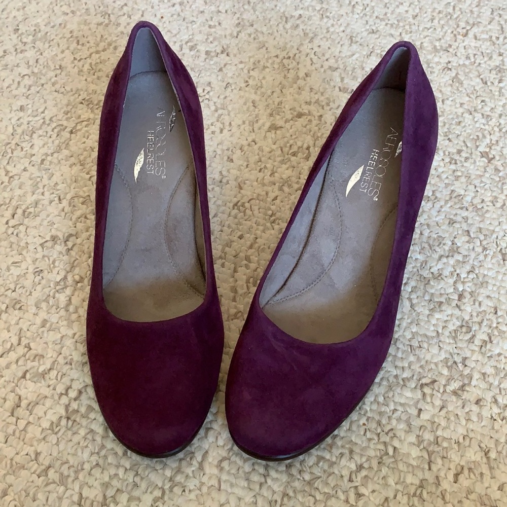 Women’s shoes